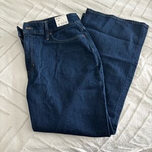 J. Crew Curvy Charley kickout cropped jean